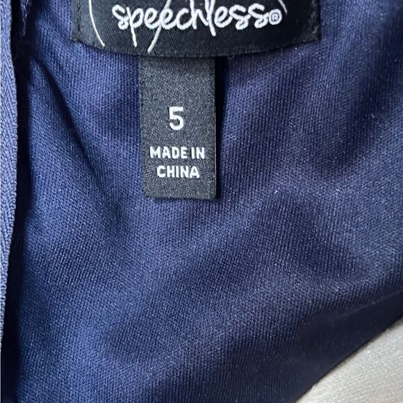 BOGO🌟Speechless Navy Blue Embellished Dress Size 5 juniors - Picture 8 of 9